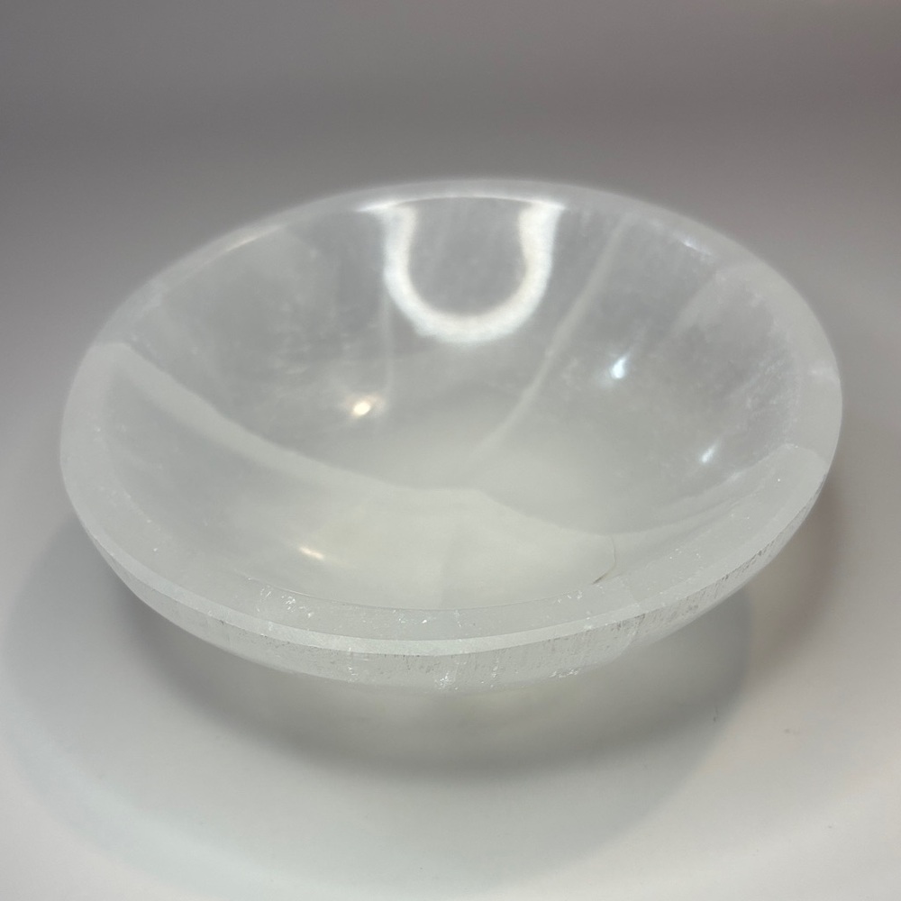 (#31) Elegant White Selenite Crystal Bowl